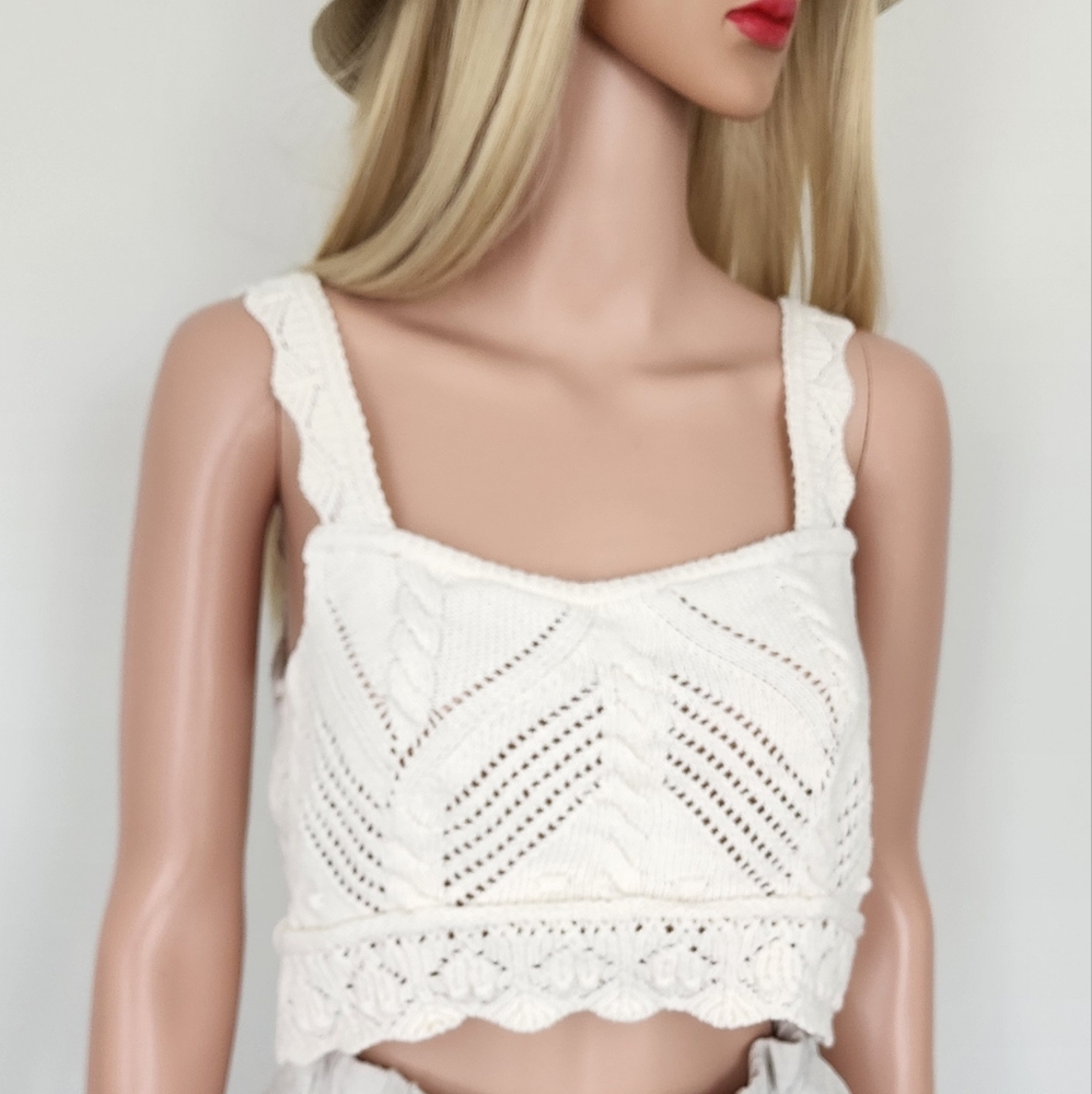 ZARA KNITTED KNIT IVORY SLEEVELESS CROPPED ICONIC SCALLOPED TOP LARGE L